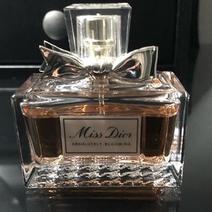 Miss Dior Absolutely Blooming